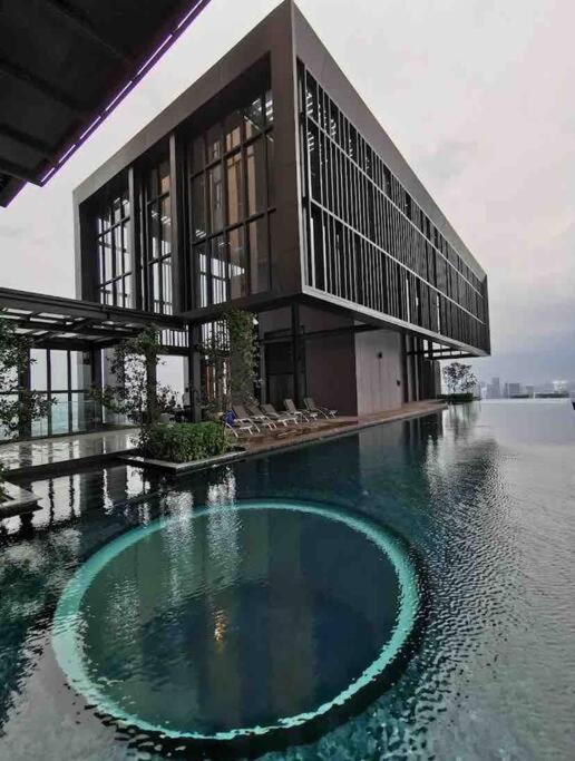 Infinity Pool/ Lucentia Bbcc, Near Lalaport, Pnb118, Klcc Apartman Kuala Lumpur Kültér fotó